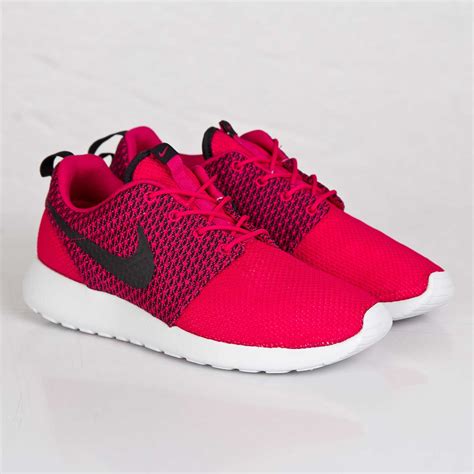 nike roshe shoes online.